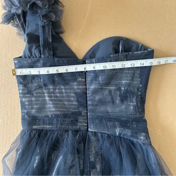 BCBGMAXAZRIA One Shoulder Silk Mini Dress Ruffled Detail Metallic Finish Small - Picture 11 of 12